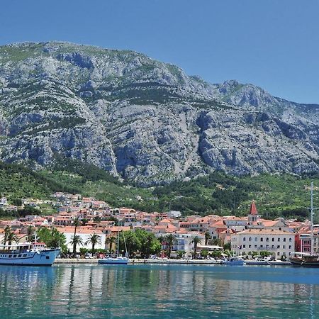 Awesome Apartment In Makarska With Kitchen Ngoại thất bức ảnh